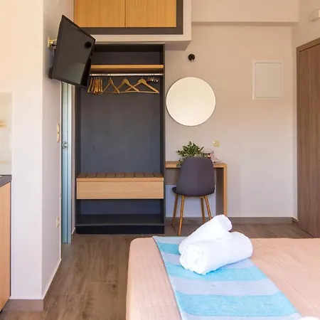 Nicole Apartman
