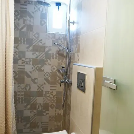 Apartman Nicole Paleohóra