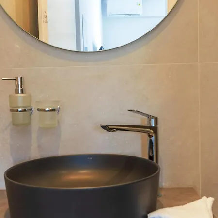 Nicole Apartman Paleohóra